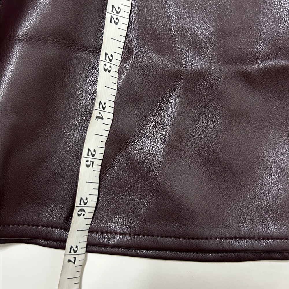 NWT J.Jill Faux-Leather Seamed Skirt (size MP) - Picture 8 of 8